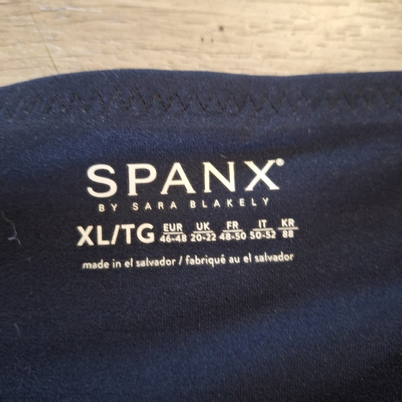 SPANX Pants - SPANX Booty Boost Navy Leggings